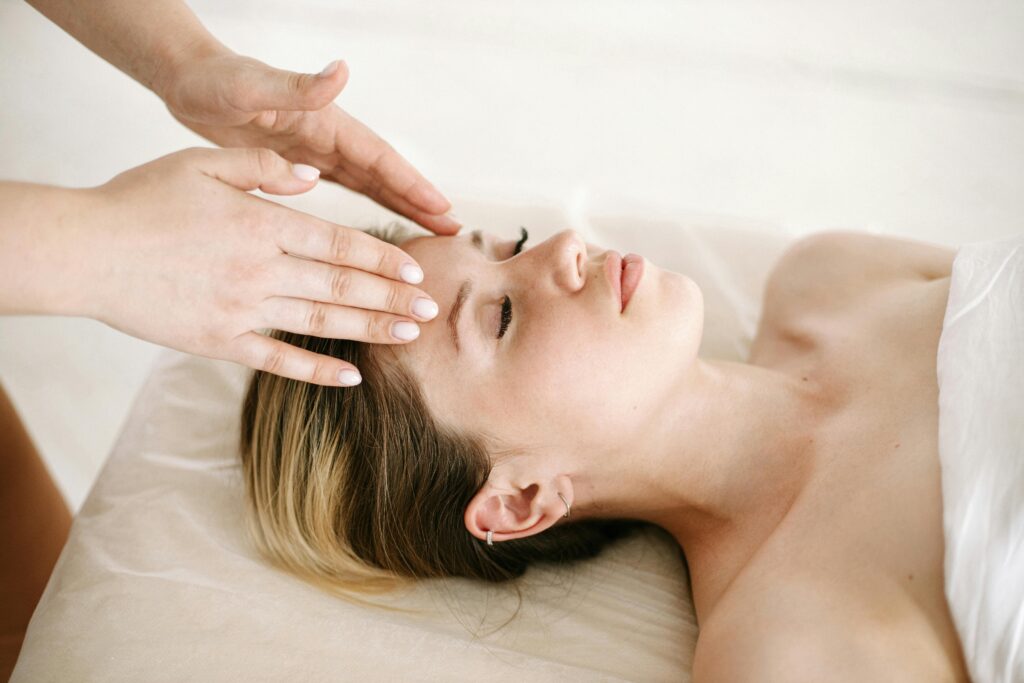 Winter Glow: Essential Beauty Tips for Staying Confident and Radiant During the Colder Months