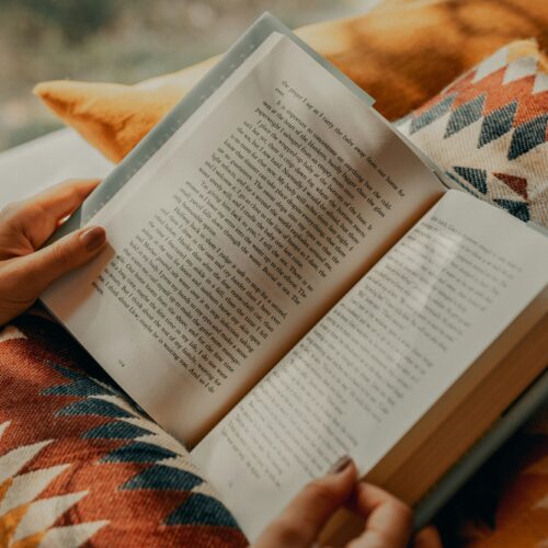 How to Encourage a Love of Reading at Home 
